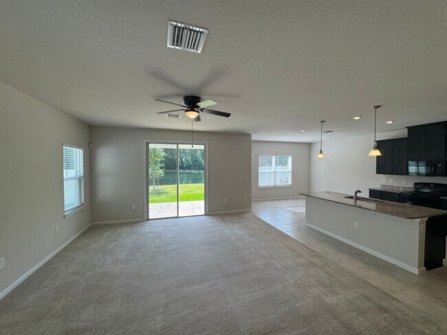 Building Photo - Ready Now: Panther Creek Two-Story Single Family Home