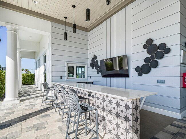 Building Photo - 9405 Serapis Wy