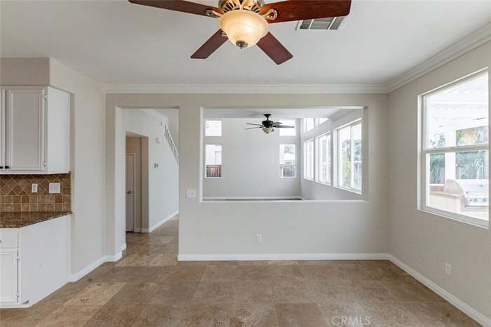 Building Photo - 43373 Messina St