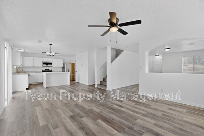 Building Photo - 10339 Vendaval Ave NW