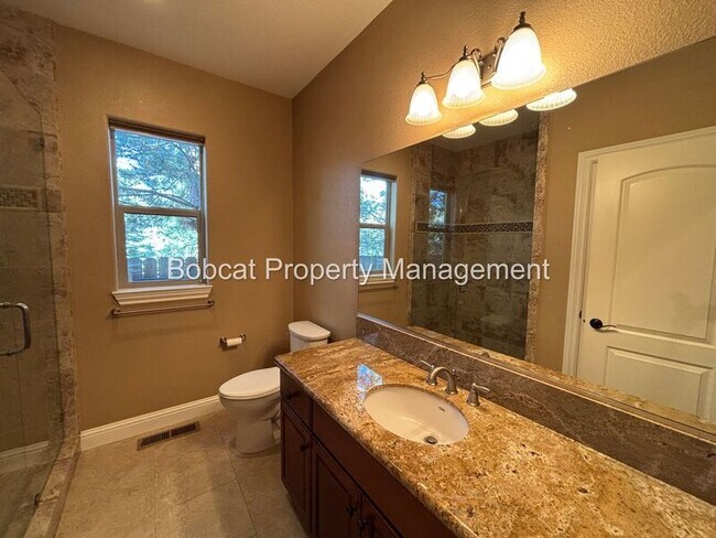 Building Photo - 1360 Turner Ct