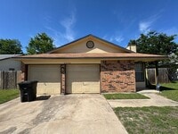 Building Photo - 2008 Dickens Dr