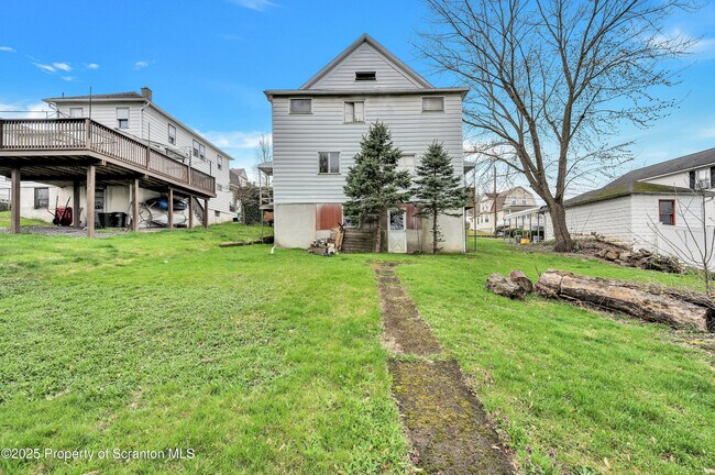 Building Photo - 196-198 Chamberlain St