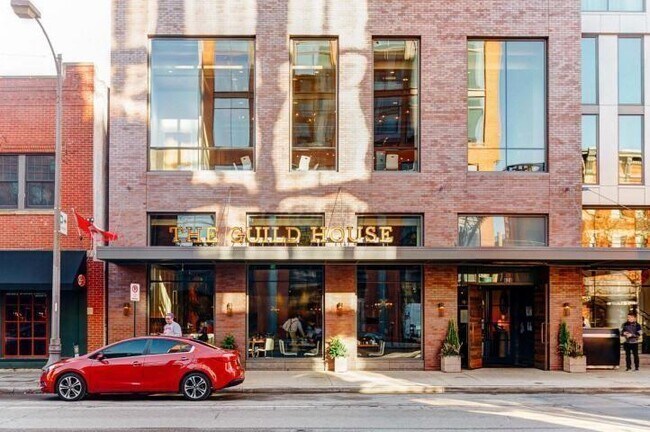 Building Photo - 1145 N High St