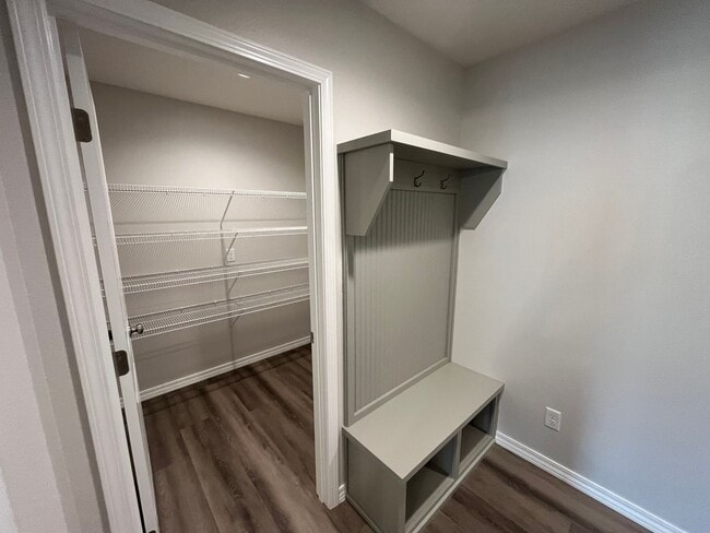 Building Photo - Beautiful, one-year-old 3-bedroom, 2-bath ...