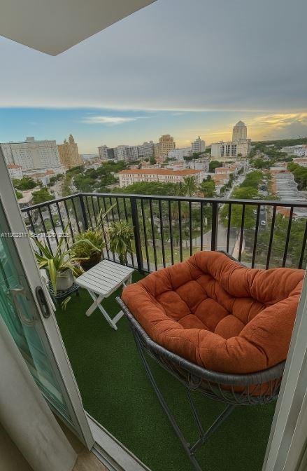 Building Photo - 1627 SW 37th Ave