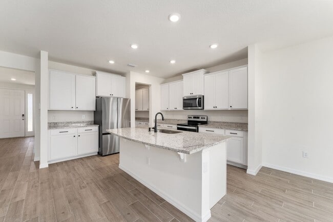 Building Photo - 1386 NW 132nd Cir