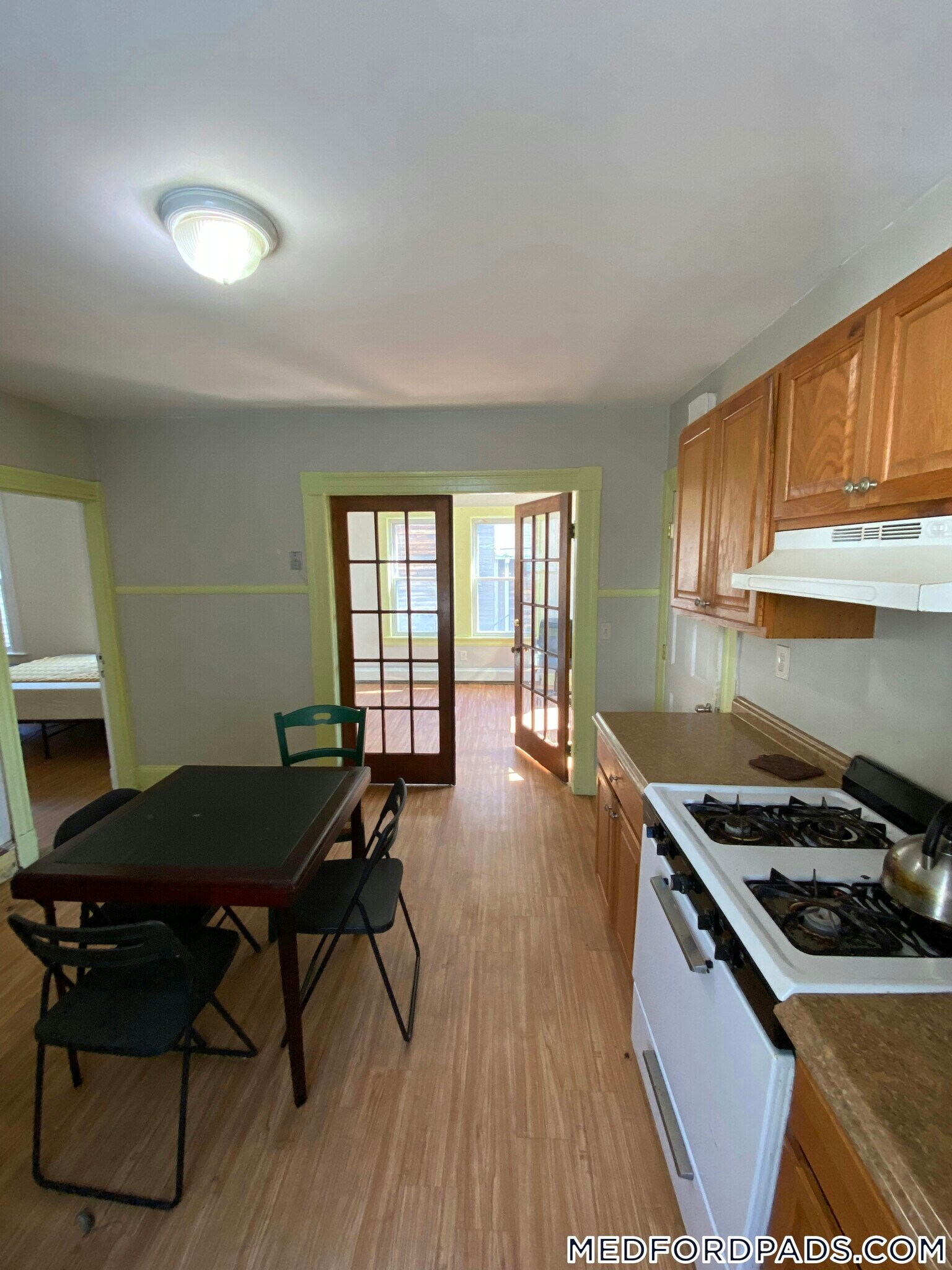 Building Photo - 569 Main St