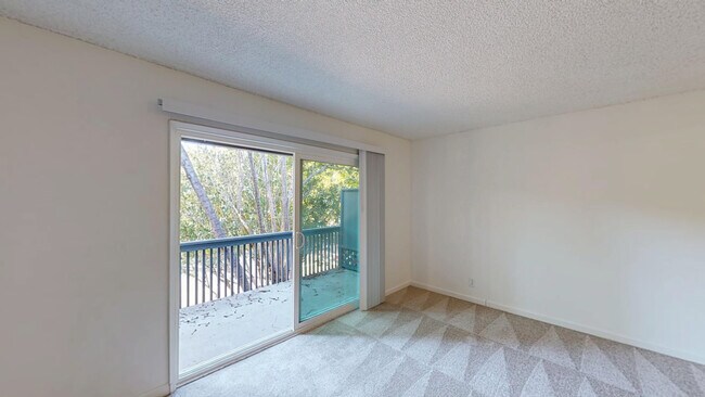 Building Photo - 998 Ignacio Blvd