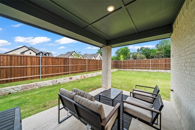 Building Photo - 609 Northside Dr
