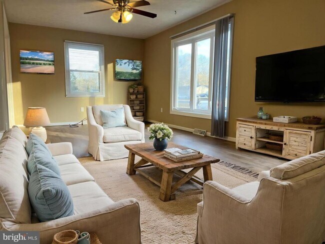 Building Photo - 47968 Mary Lynn Dr