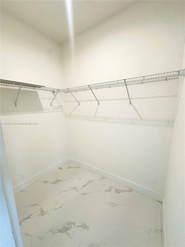 Building Photo - 1831 SW 145th Ave