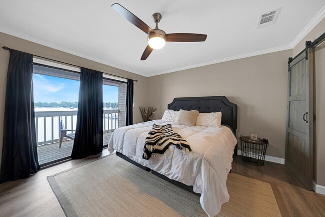 Building Photo - 206 Snug Harbour Dr