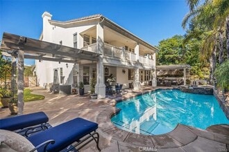 Building Photo - 12 Bentley Rd