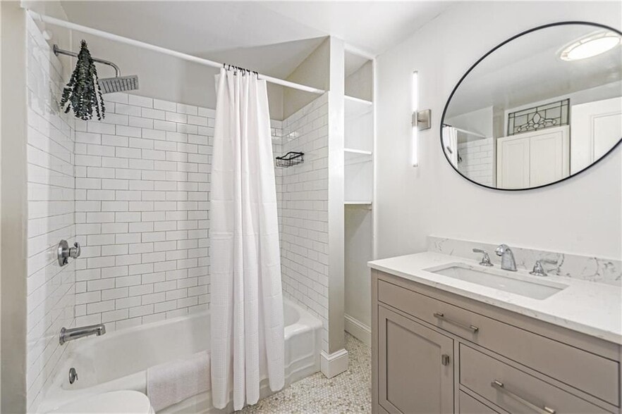 Building Photo - 7 Mt Vernon St