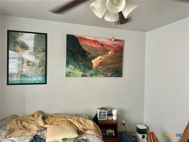 Building Photo - 864 Sagewood Trail