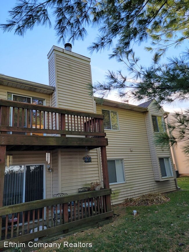 2337 Sandalwood Creek Ct 2337 Sandalwood Creek Ct Wildwood MO 63038