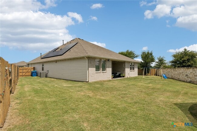 Building Photo - 228 High Mesa Dr