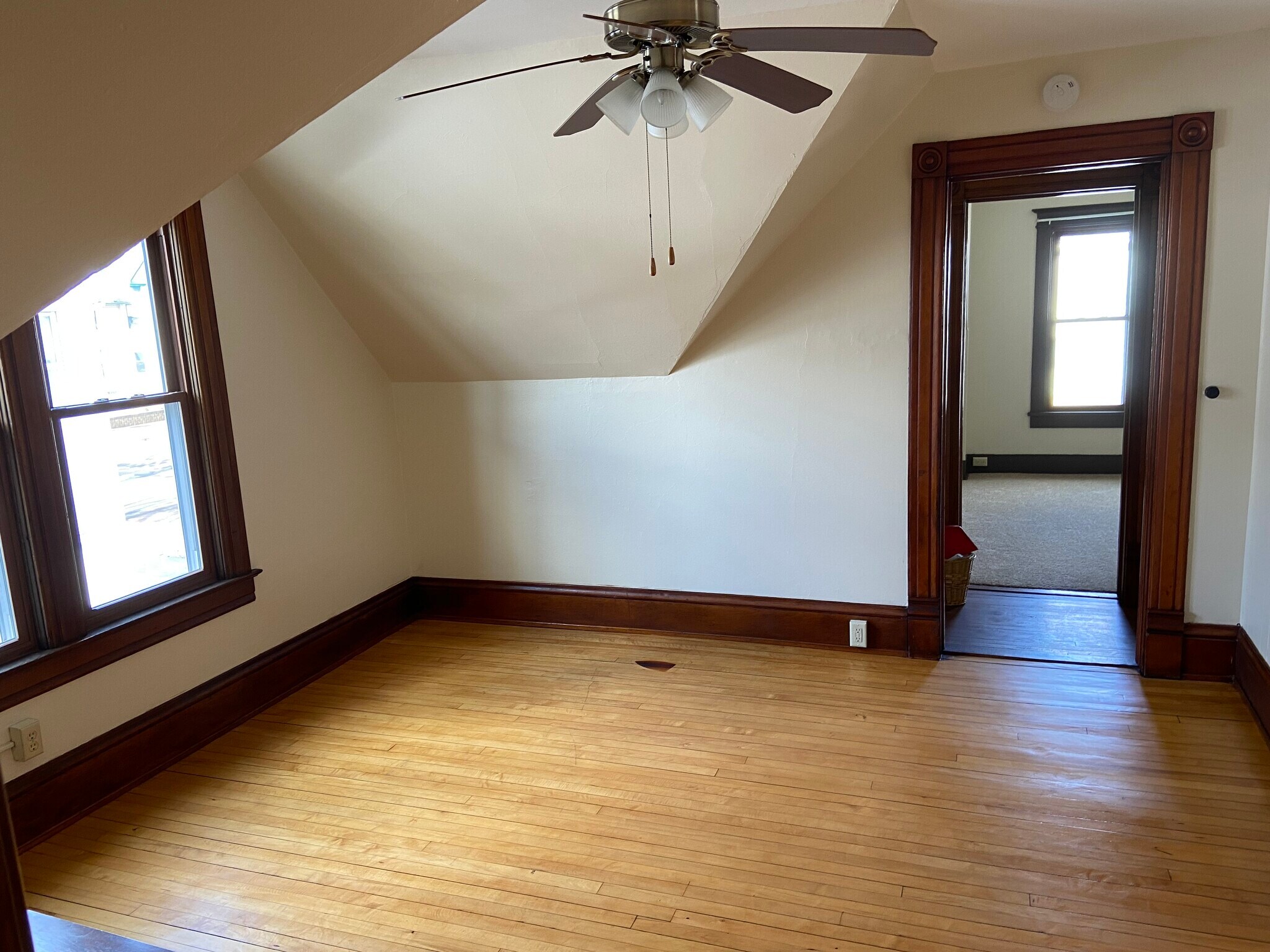 Living Room - 1506 Mississippi St