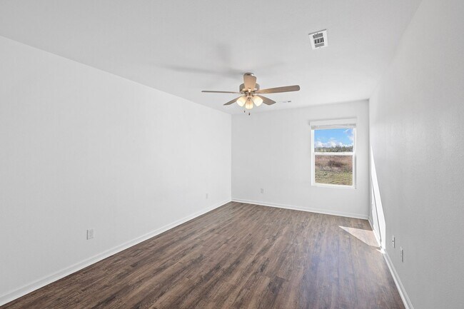 Building Photo - 523 Alex Jordan Dr.