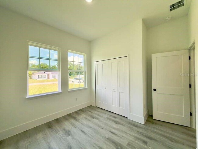 Building Photo - 15775 SW 59th Avenue Rd