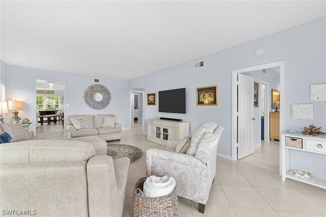 Building Photo - 4140 Bayhead Dr