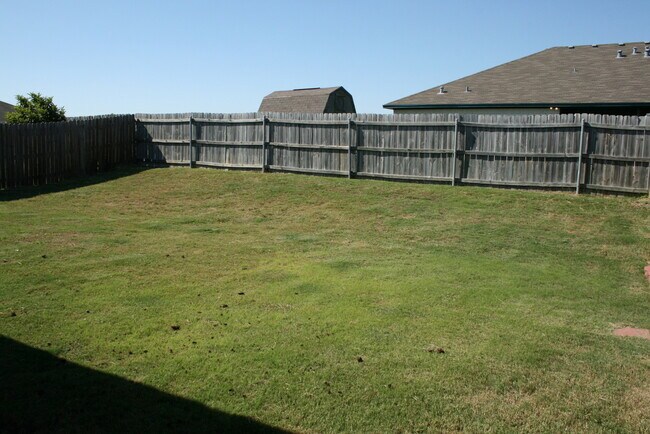 Building Photo - 3045 Palomino Trail