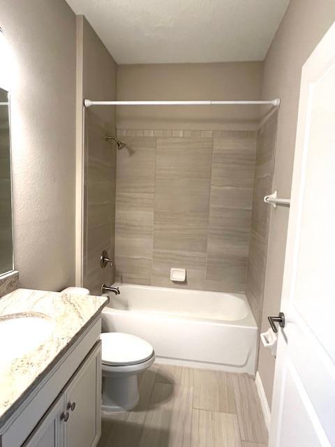 Building Photo - 1 Waldorf Pl