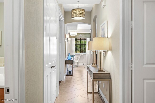 Building Photo - 10733 Mirasol Dr