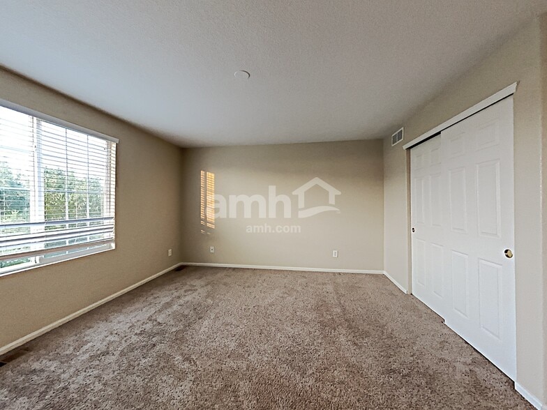 Building Photo - 16282 E 98th Way