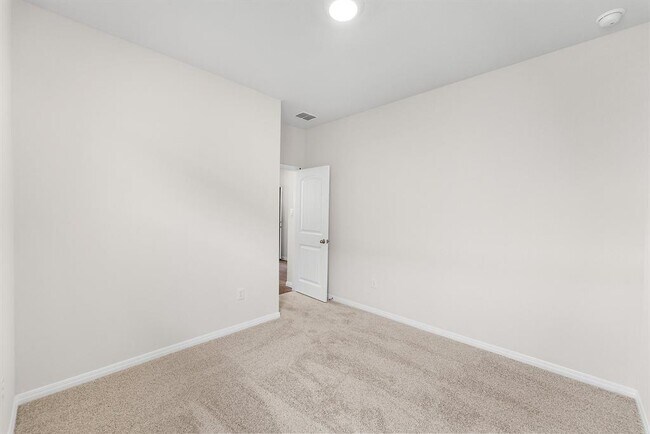 Building Photo - 225 Caddo Bnd