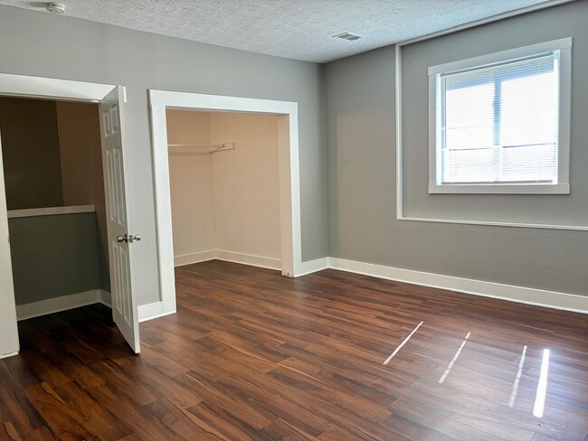 Building Photo - MOVE IN SPECIAL! $100 SECURITY DEPOSIT