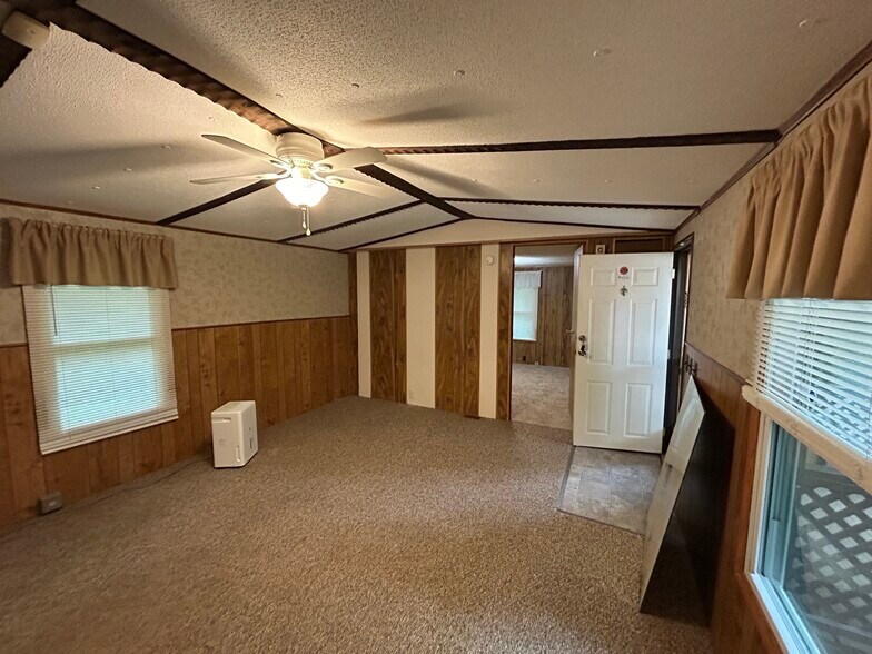 Living room - 10975 E US Highway 64
