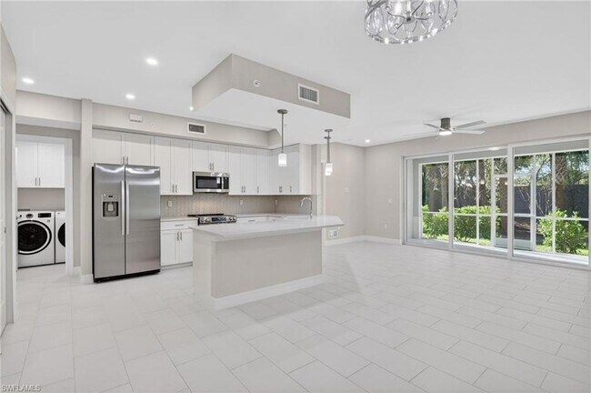 Building Photo - 286 Indies Dr E