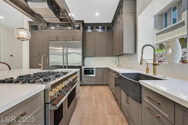 Building Photo - 11906 Port Labelle Dr