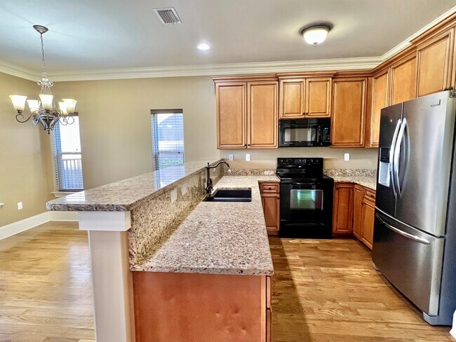 Building Photo - 250 Calusa Blvd