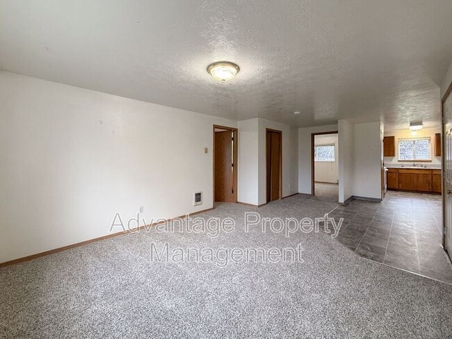 Building Photo - 240 S Monmouth Ave