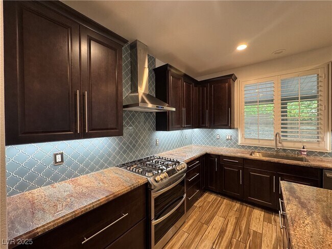 Building Photo - 9501 Ironsend St