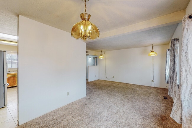 Building Photo - 7309 Coulson Dr NE