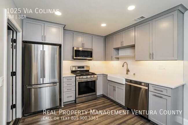 Building Photo - 1025 Via Colinas