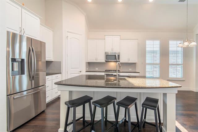 Building Photo - 861 Field Crossing