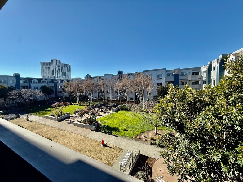 Building Photo - 6400 Christie Ave