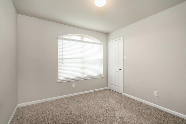 Building Photo - 3034 Darlington Ct