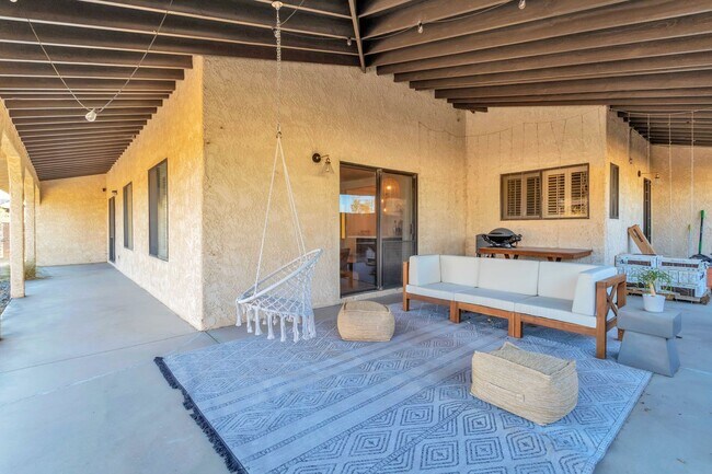 Building Photo - COMING SOON! Must See 4 bedroom 2 bath Home