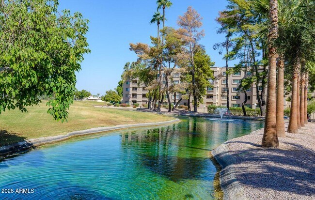 Building Photo - 7910 E Camelback Rd