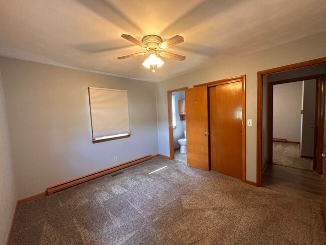 Building Photo - 3206 W 1000 N