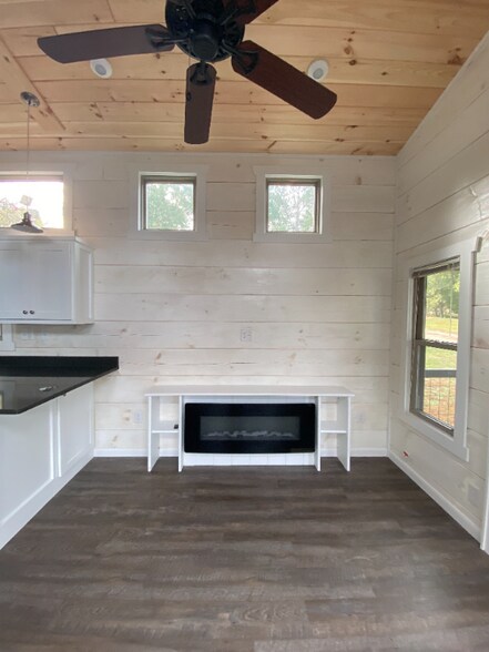 Building Photo - 1 Tiny Home Cir