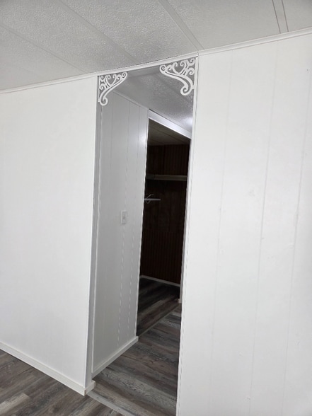 Building Photo - 220 17th Ave