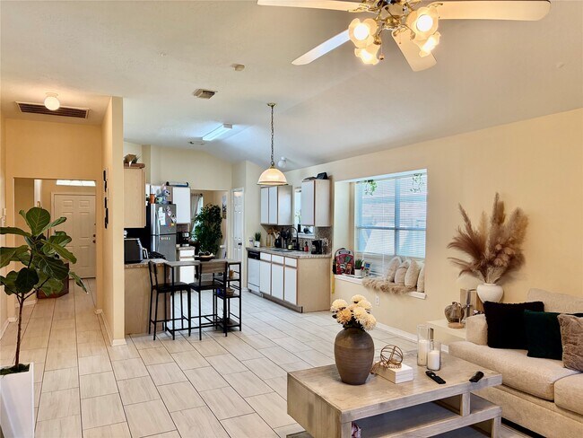 Building Photo - 5329 Tallowpine Terrace