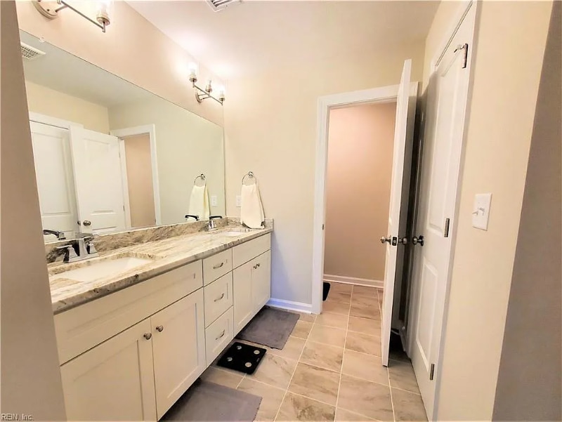 Building Photo - 5297 Sports Club Run